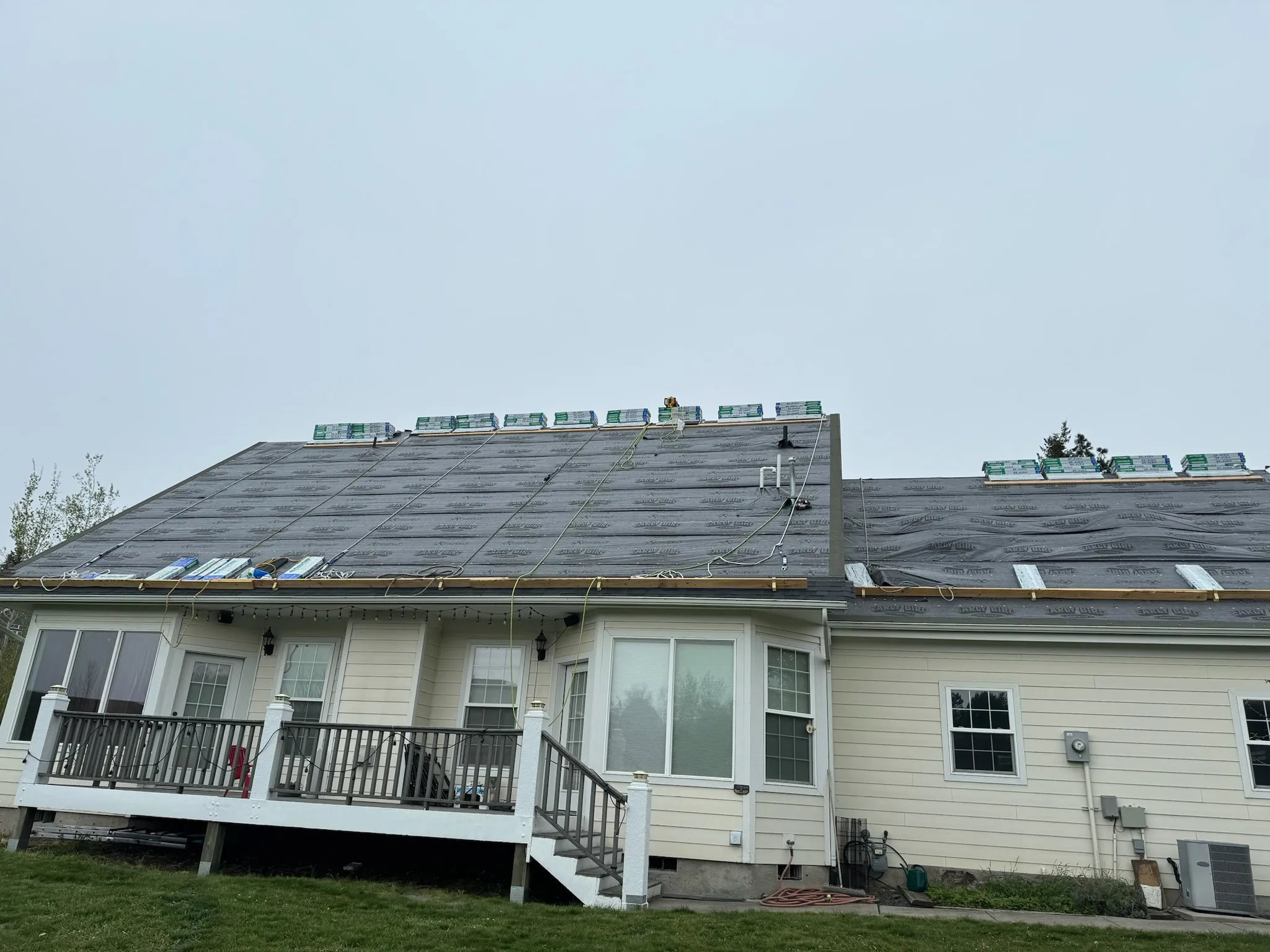 Roof replacement, before photo 3